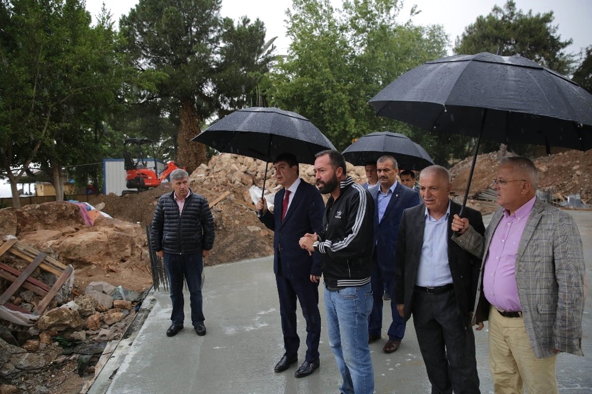 Başkan Türel, Cumhuriyet Meydanı ve Şarampol Projelerini İnceledi