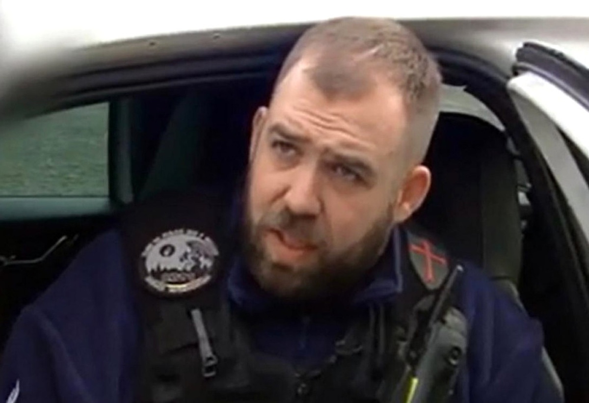 Belçika Federal Polisinde "Irkçı Rozet" Krizi