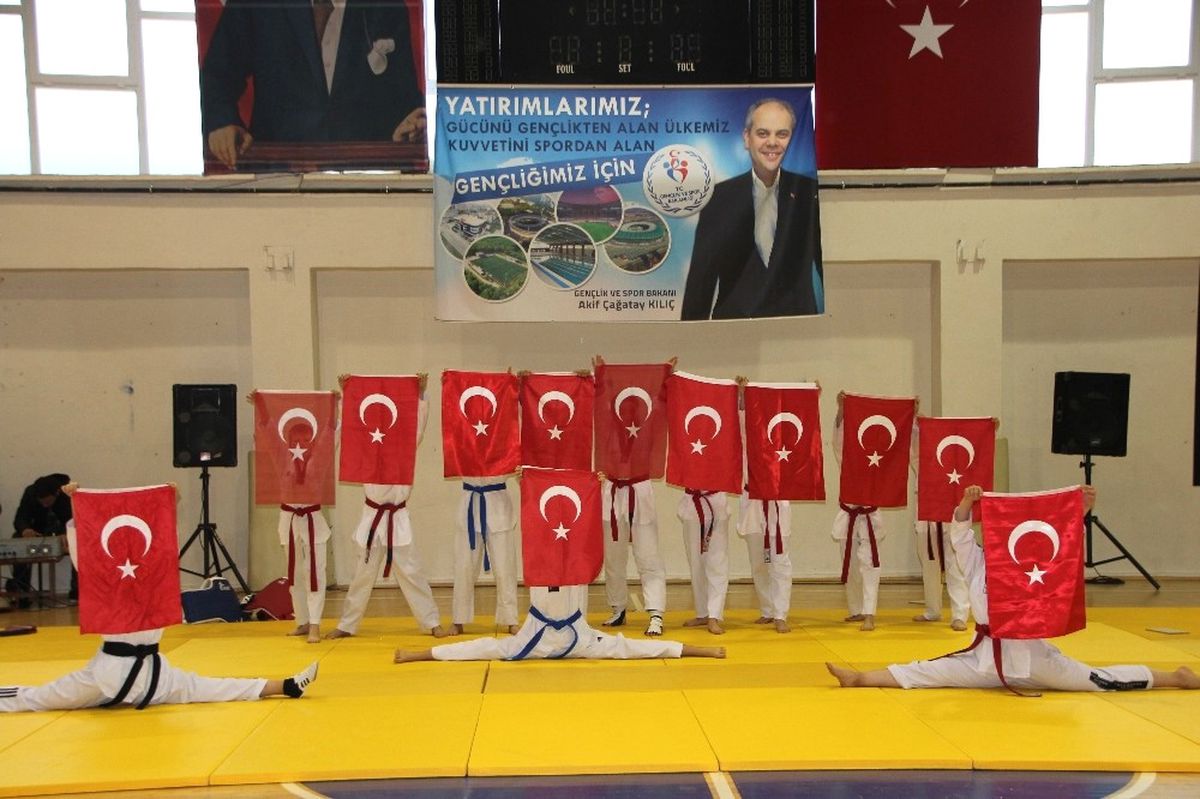 Bilecik\'te 19 Mayıs Coşkusu
