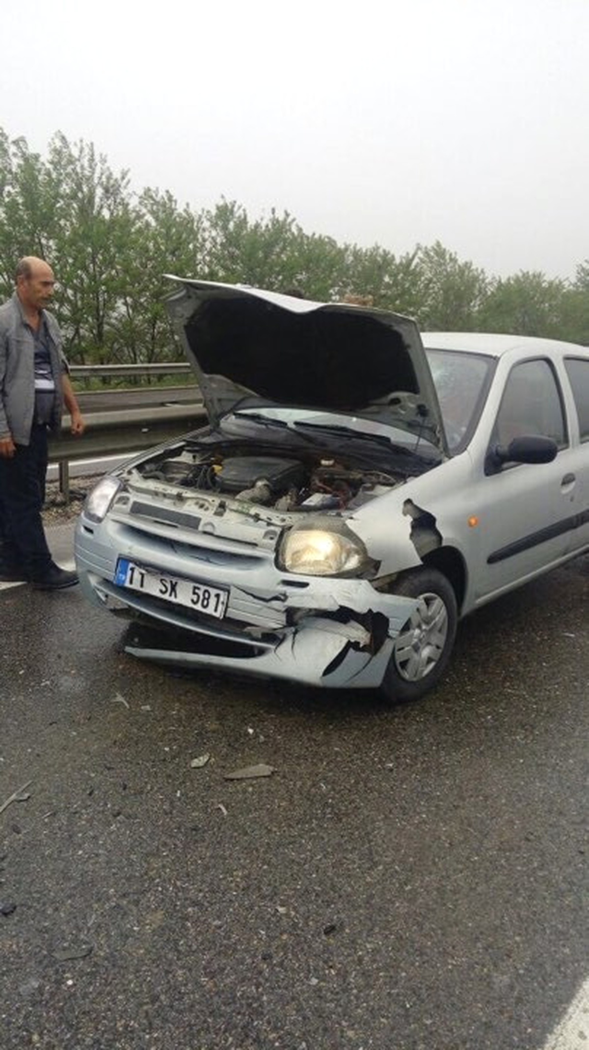 Bozüyük\'deki Zincirleme Kazalarda 4 Kişi Yaralandı