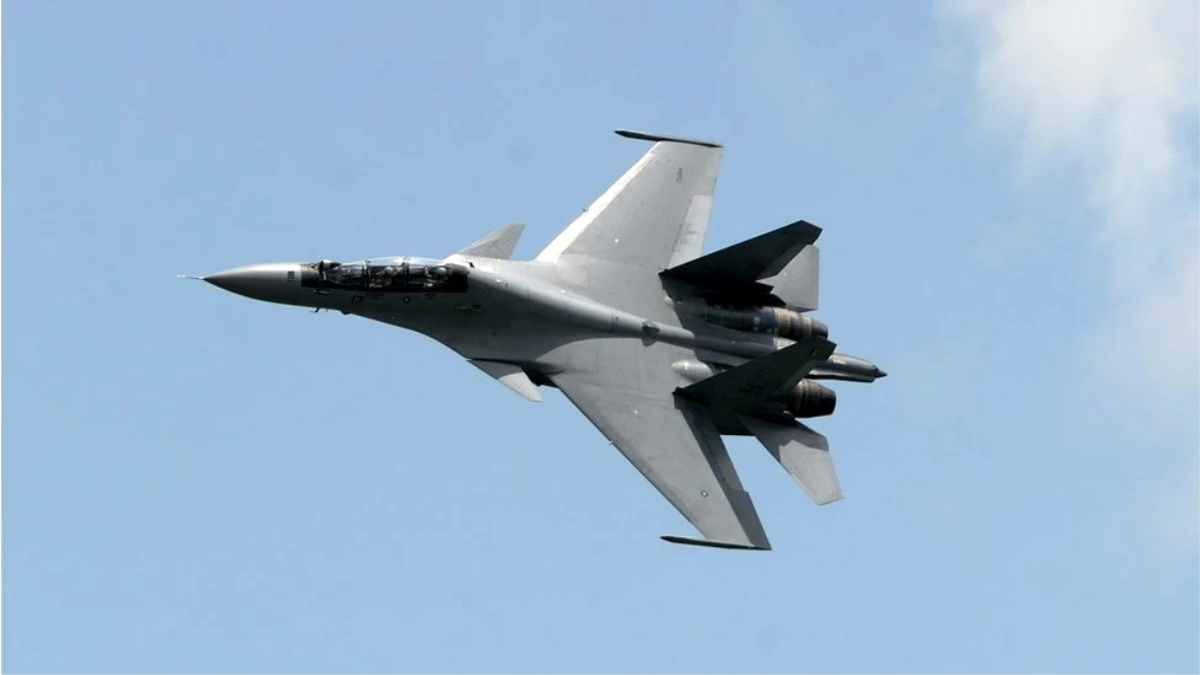 Havada Gergin Anlar! Çin Jetleri, ABD Askeri Uçağının Yolunu Kesti