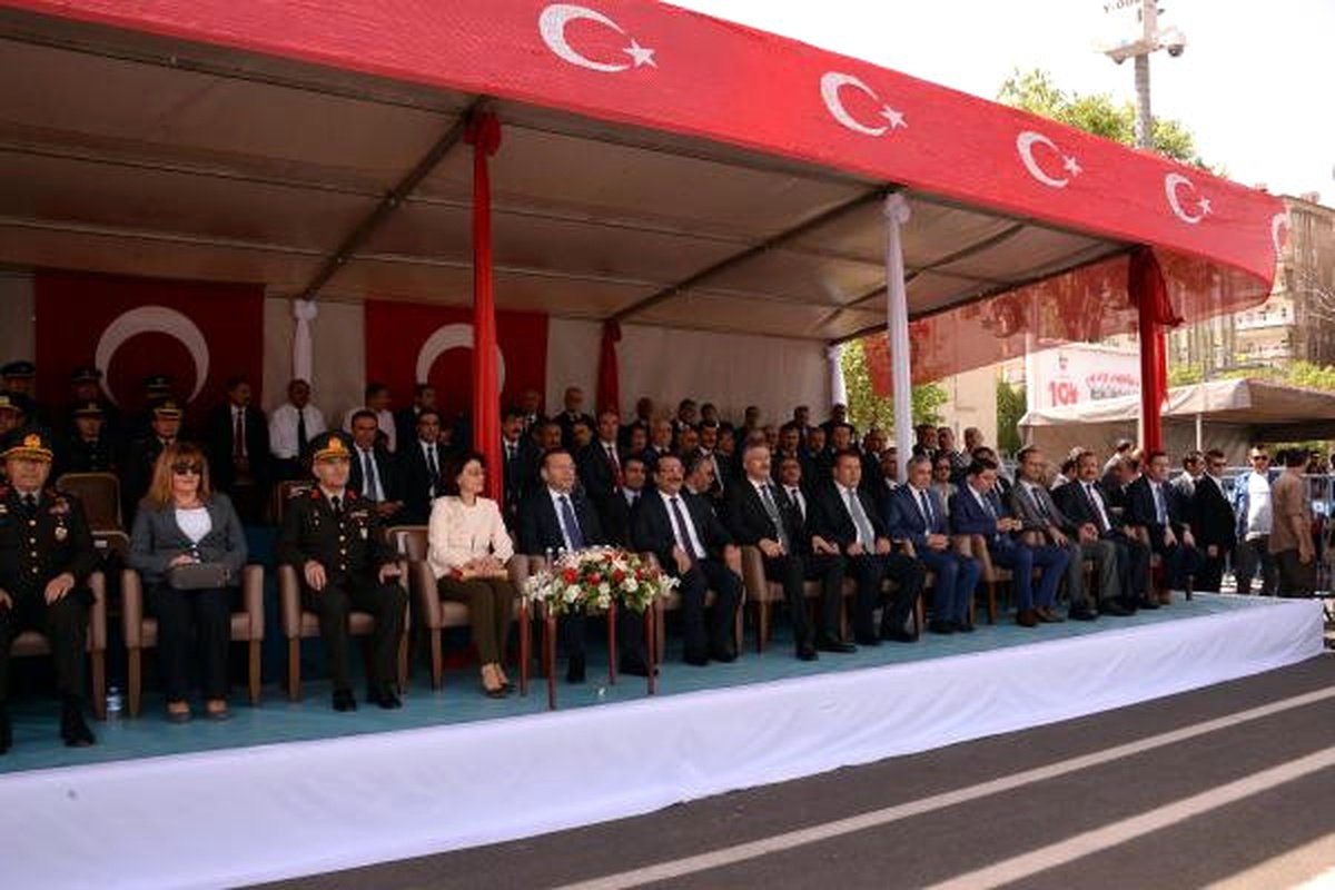 Diyarbakır\'da 19 Mayıs Coşkuyla Kutlandı