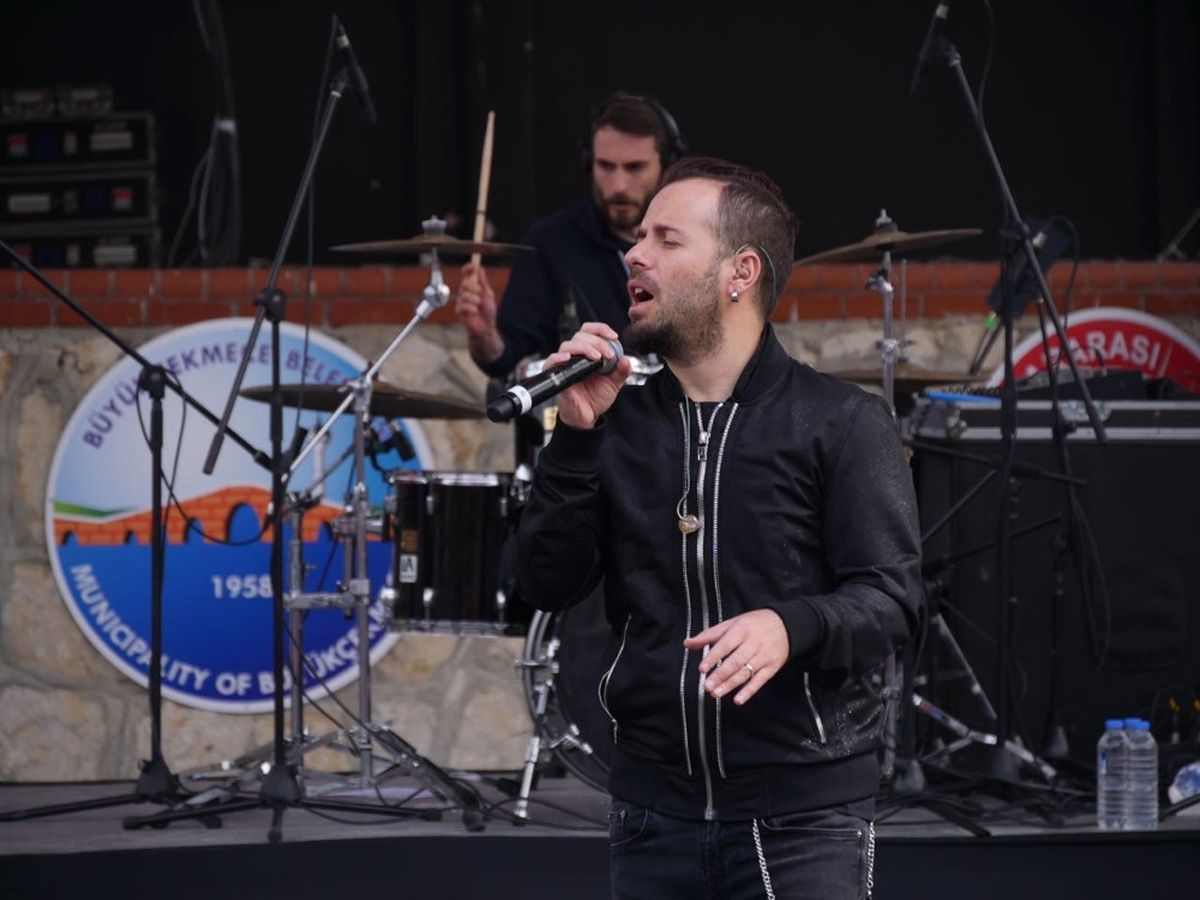 Emre Aydın, Büyükçekmece\'de Sahne Aldı