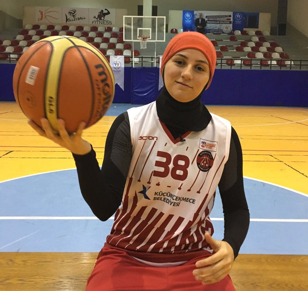 En Büyük Hayalim Başörtülü Sporcuların Sahalarda Olması"