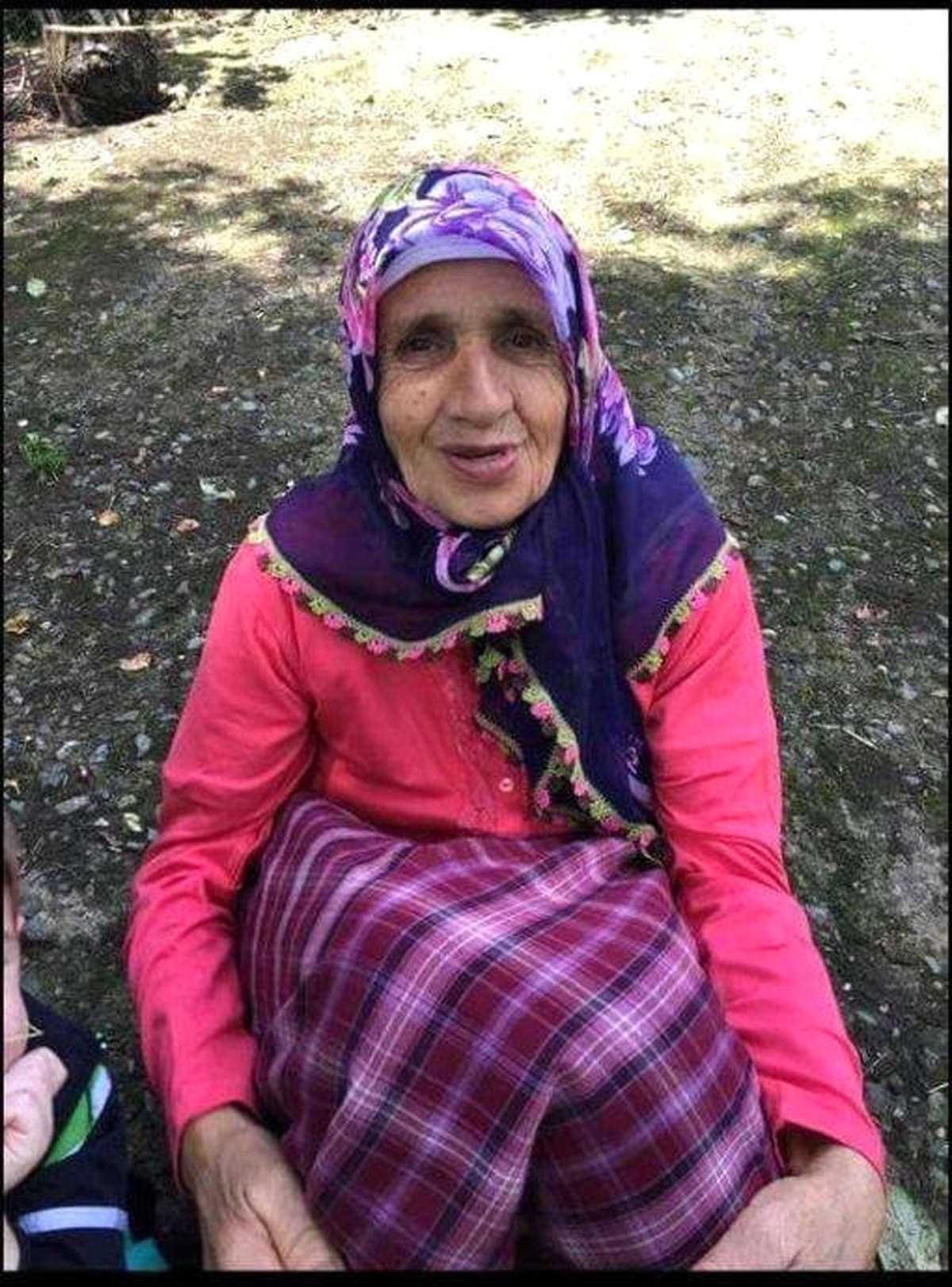Eşinin Kestiği Ağacın Altında Kalan Kadın Hayatını Kaybetti