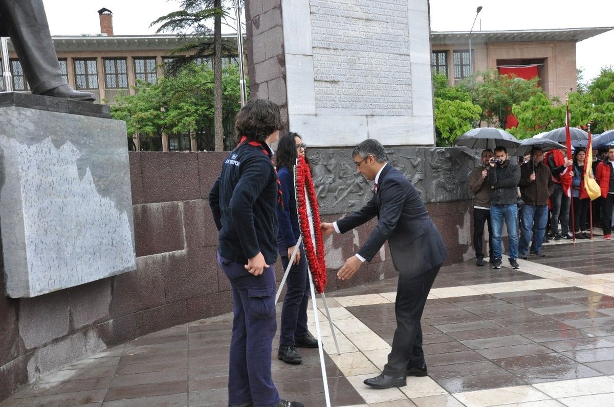 Eskişehir\'de 19 Mayıs Coşkusu