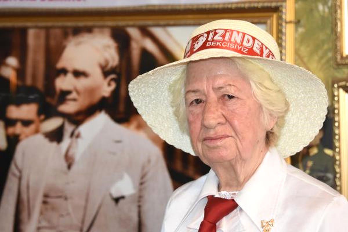 Evini Atatürk Müzesine Çevirdi