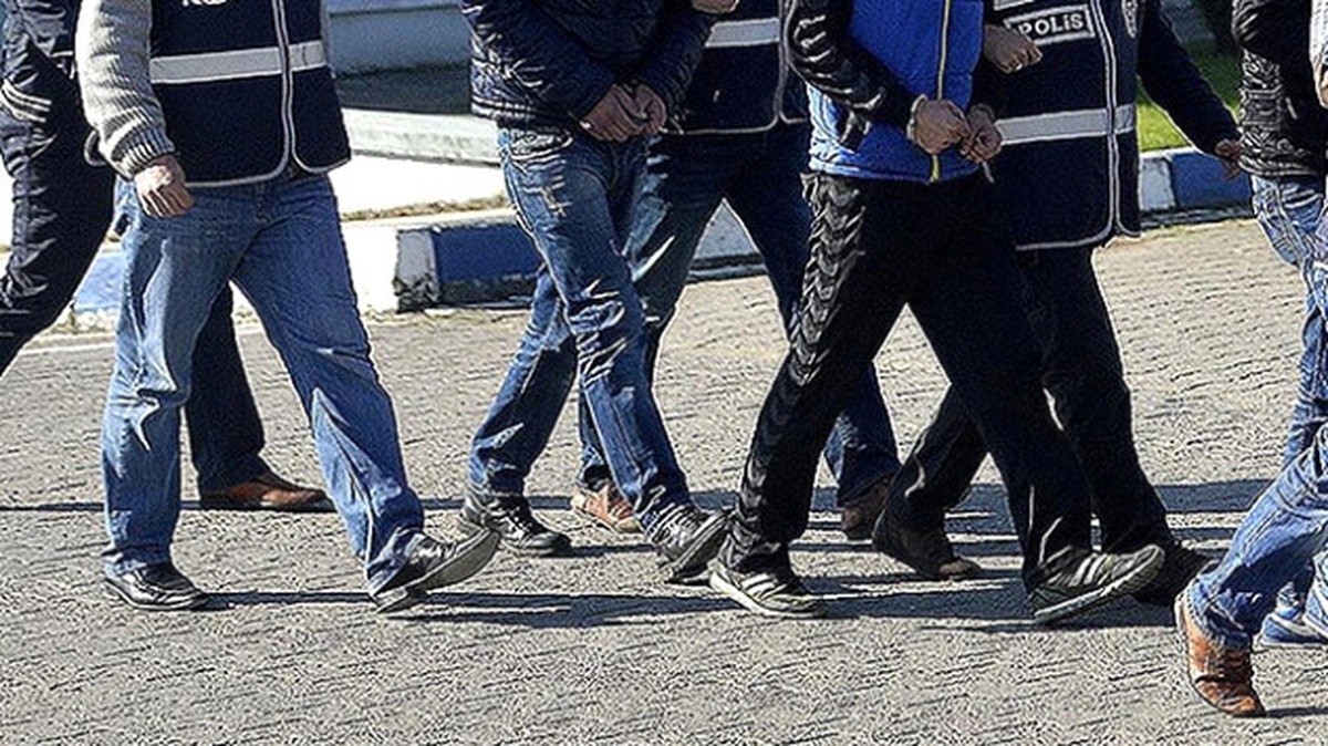 Fetö\'den Mahkemeye Sevk Edilen 8 İş Adamından 6\'sı Tutuklandı
