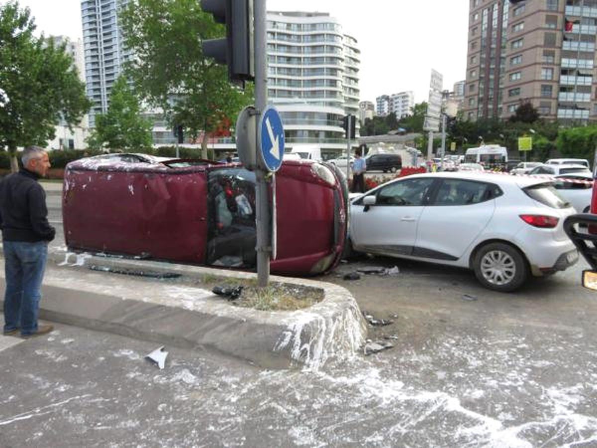 Kartal\'da Trafik Kazası;6 Yaralı