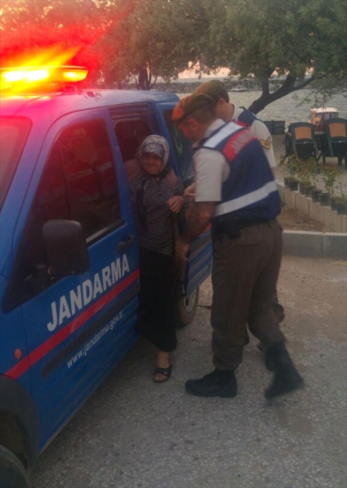 Kayıp Kadını Jandarma Buldu
