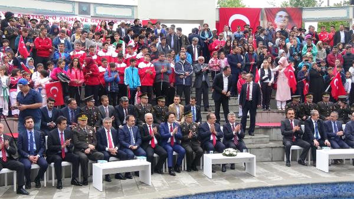 Konya\'da 19 Mayıs Coşkusu