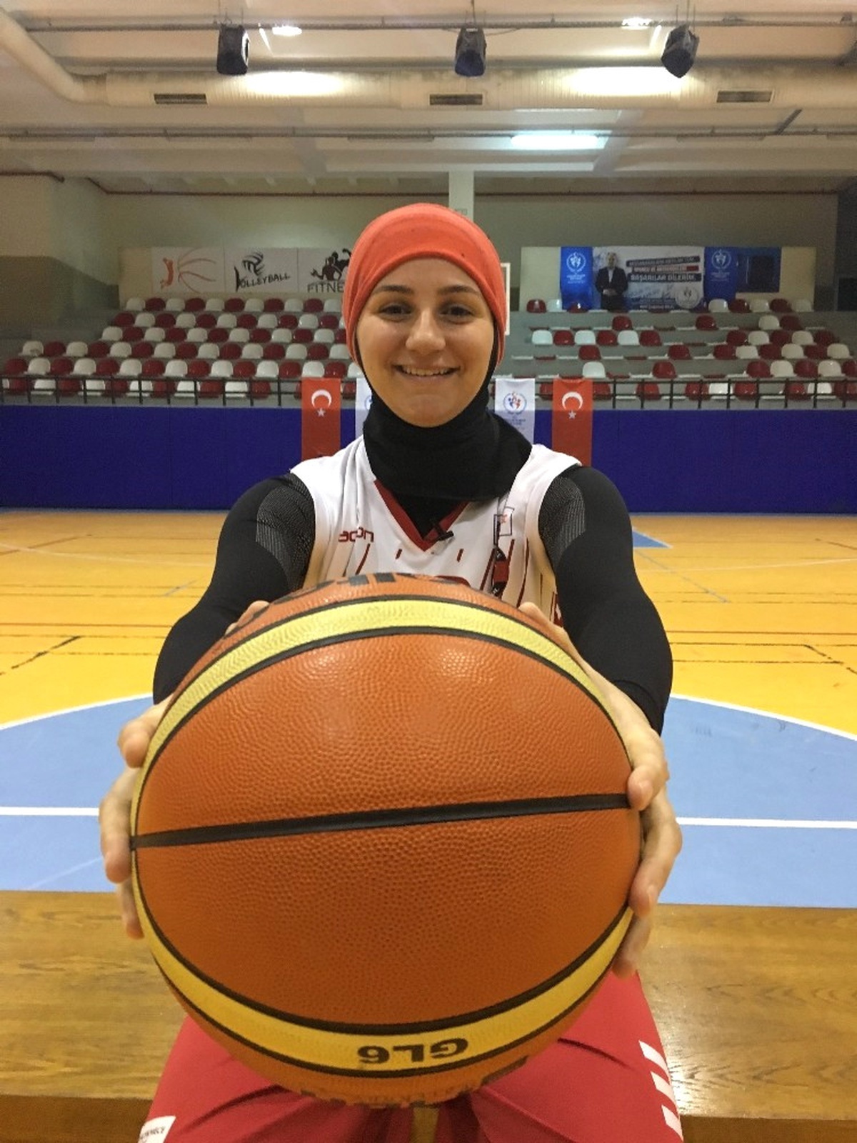 Merve Şapcı: "En Büyük Hayalim Başörtülü Sporcuların Sahalarda Olması"