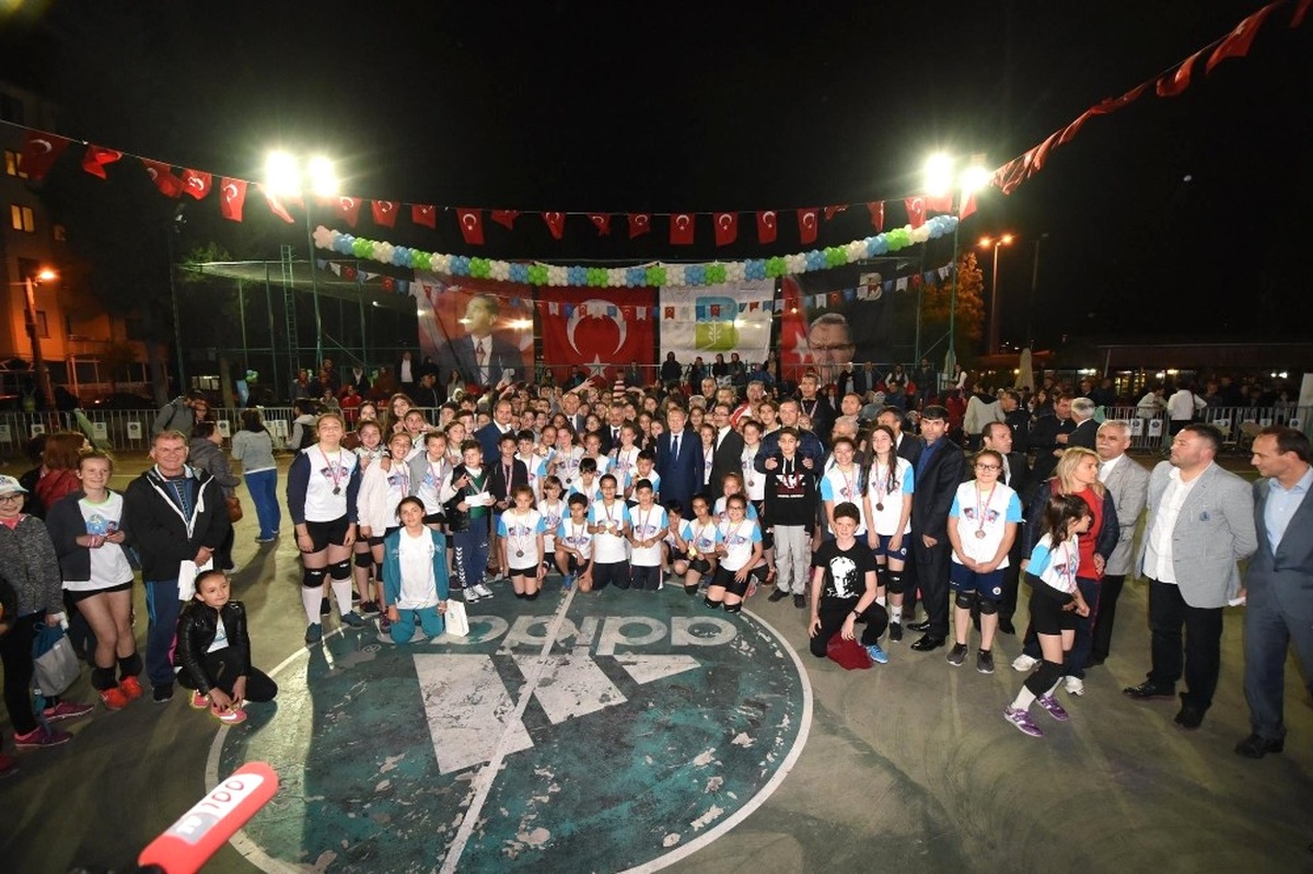 Mini Voleybol ve Sokak Basketbolu Turnuvası Sona Erdi