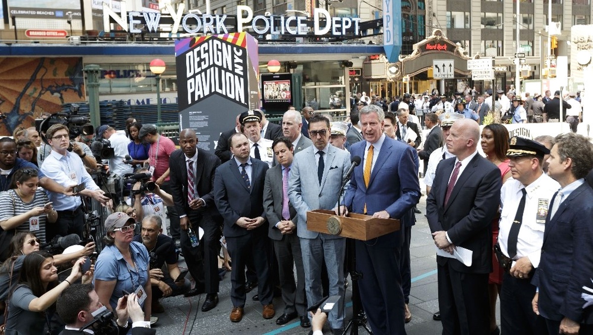New York\'ta Yayalara Çarpan Sürücü Gözaltına Alındı