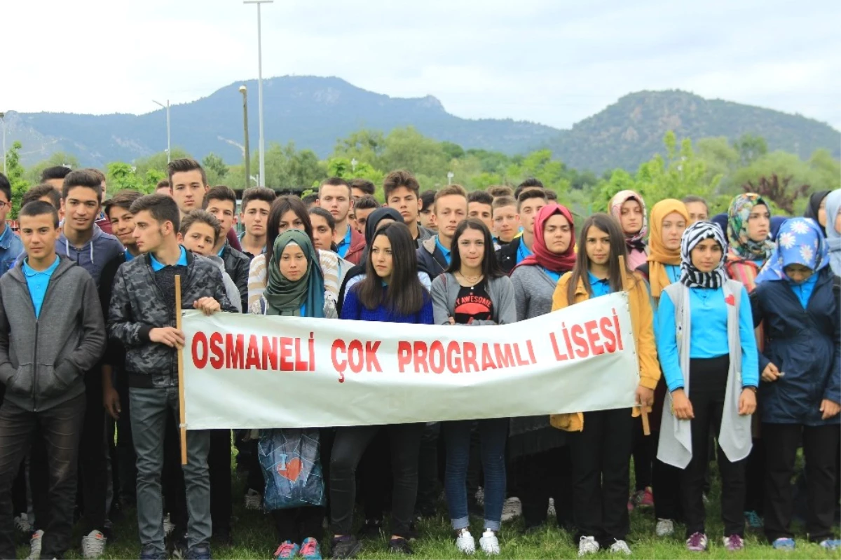 Osmaneli\'de 19 Mayıs Atatürk\'ü Anma, Gençlik ve Spor Bayramı Kutlandı