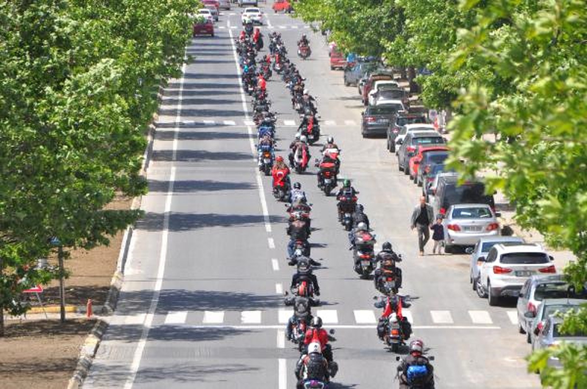 Şehit Yakınları ve Gaziler, 200 Motosikletli ile Çanakkale\'ye Gitti