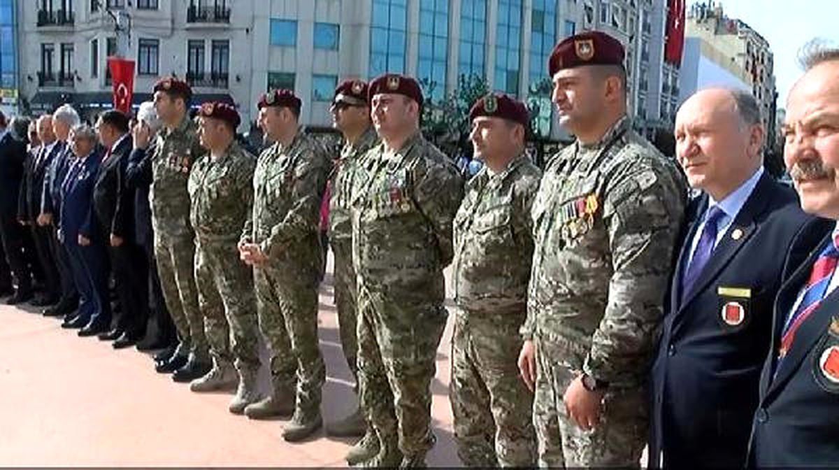 Taksim\'de 19 Mayıs Töreni