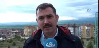 Yıldırım Düşme Anını Böyle Görüntüledi