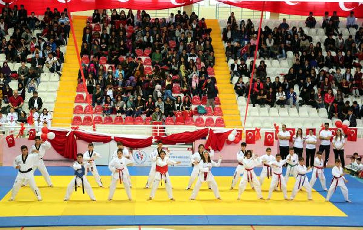 Yozgat\'ta 19 Mayıs Coşkusu