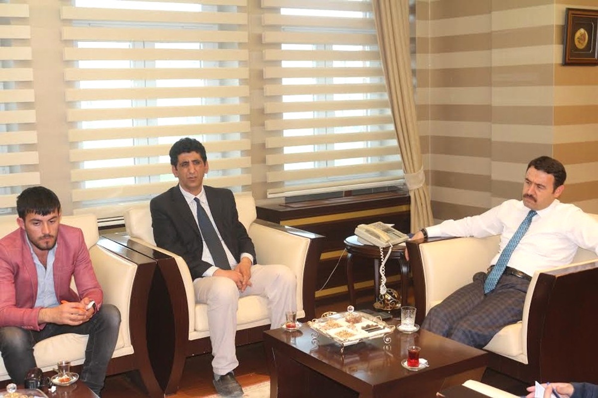 Ağrı Valisi Musa Işın Gazetecilere Projeleri Anlattı