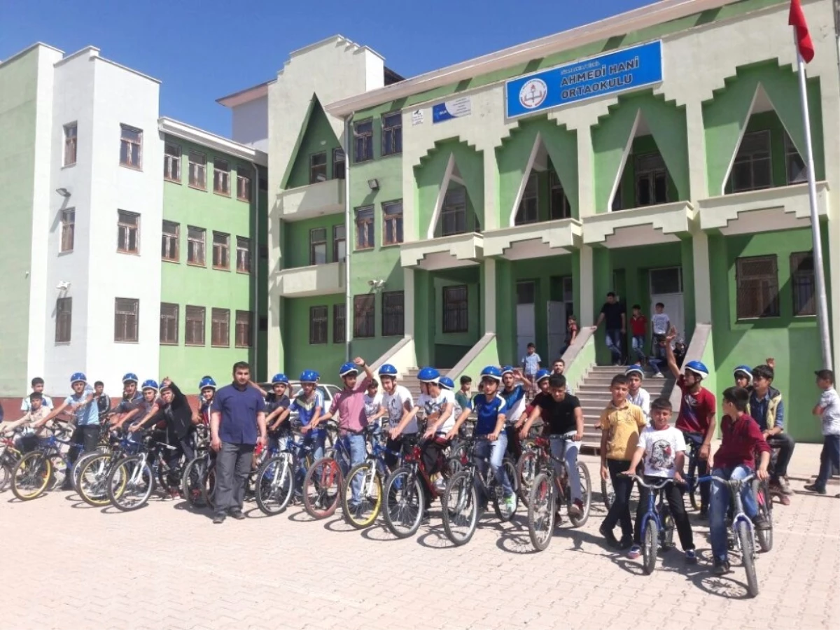 Ahmedi Hani Ortaokulu\'nda Bisiklet Şenliği