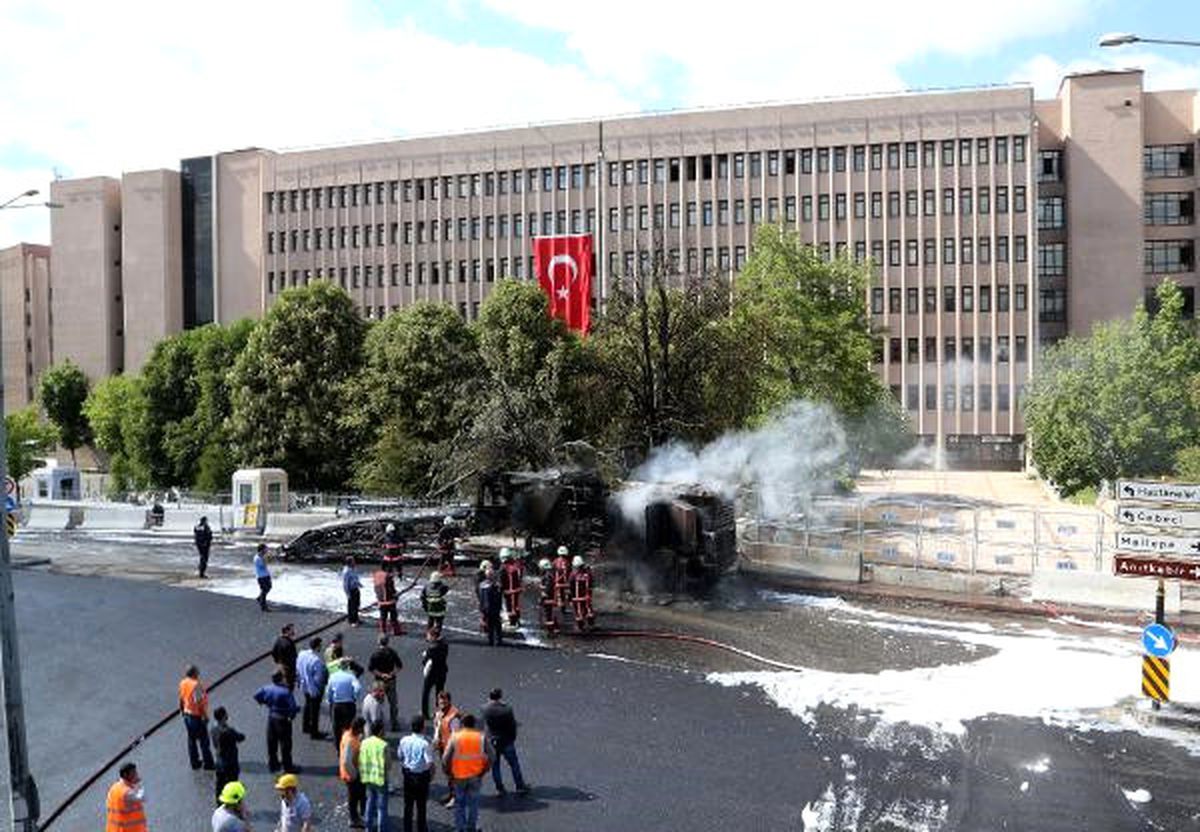 Ankara Adliyesi Önünde Doğalgaz Patlaması
