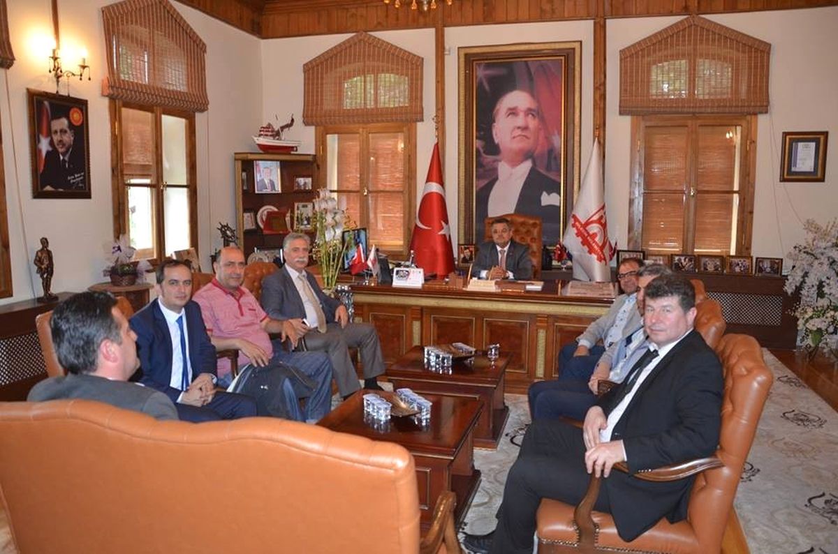 Başkan Yağcı\'ya Bursa Türk Standartları Enstitüsü Çalışanlarından Ziyaret
