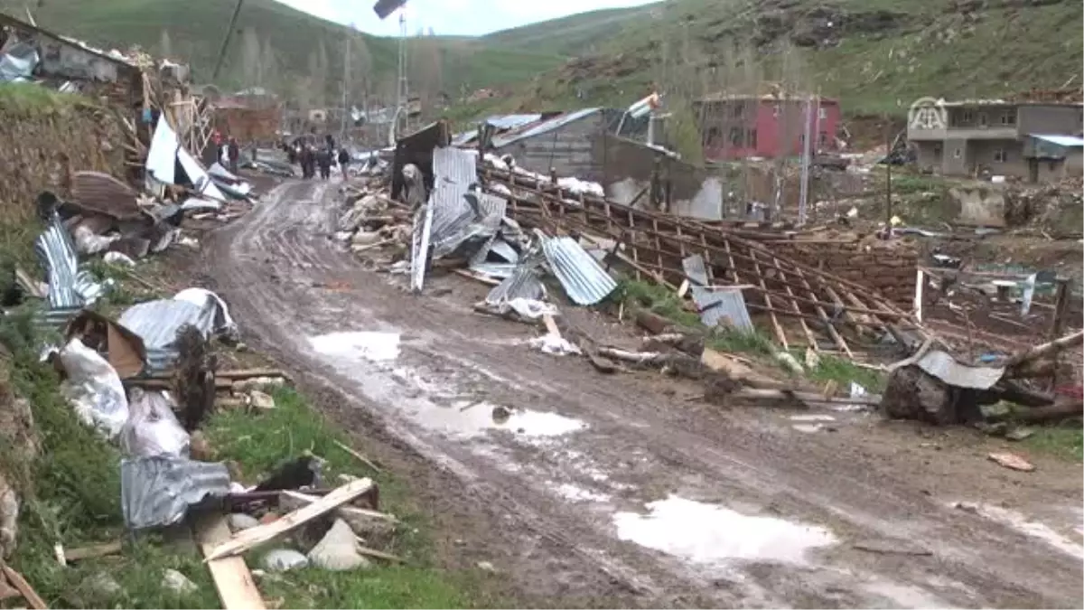 Bayburt\'ta Şiddetli Rüzgar ve Hortum