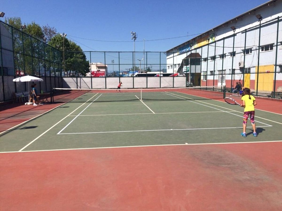 Bolu\'da Tenis Turnuvası