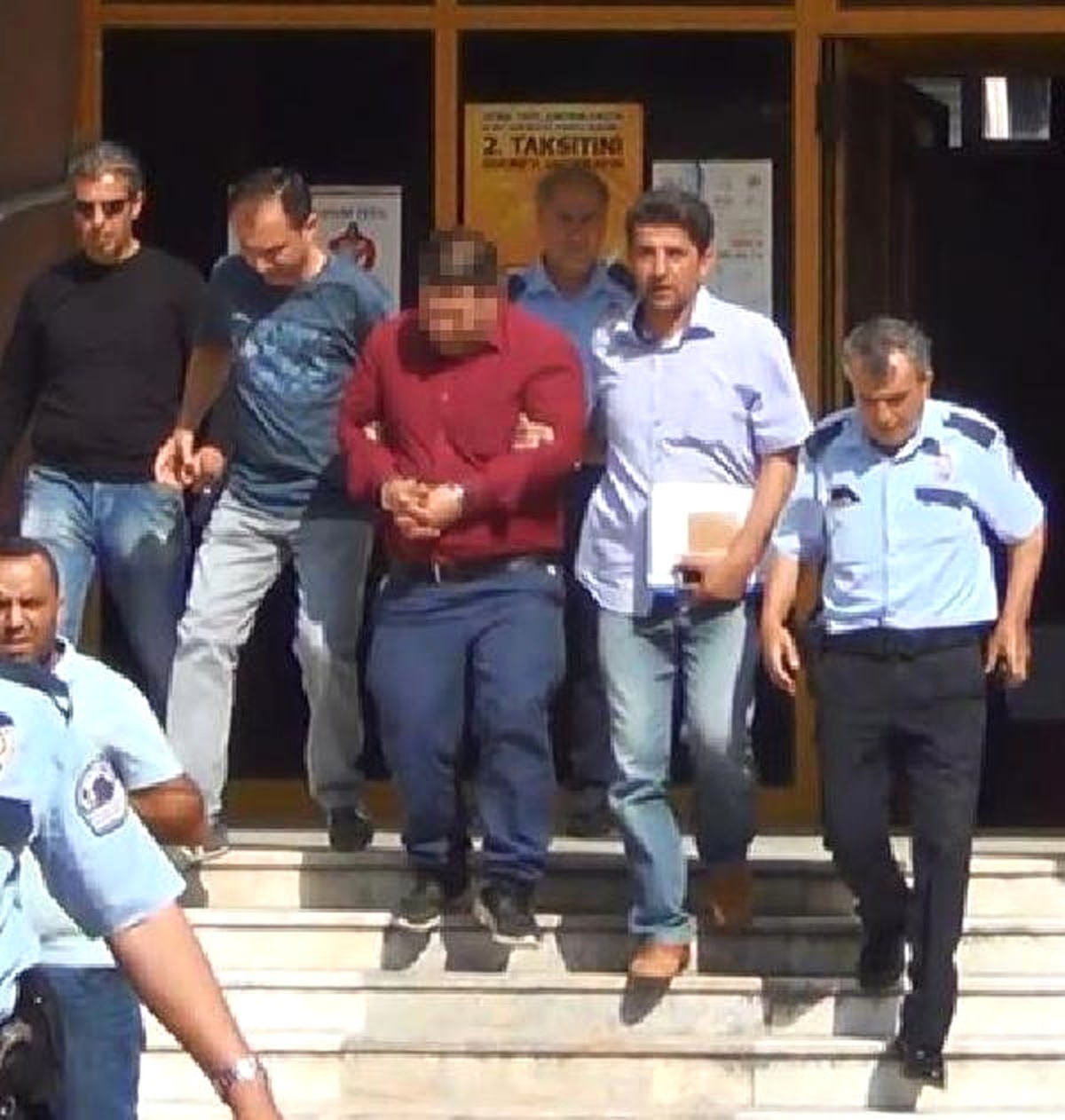 Çocuğu Taciz Eden Hizmetli Tutuklandı