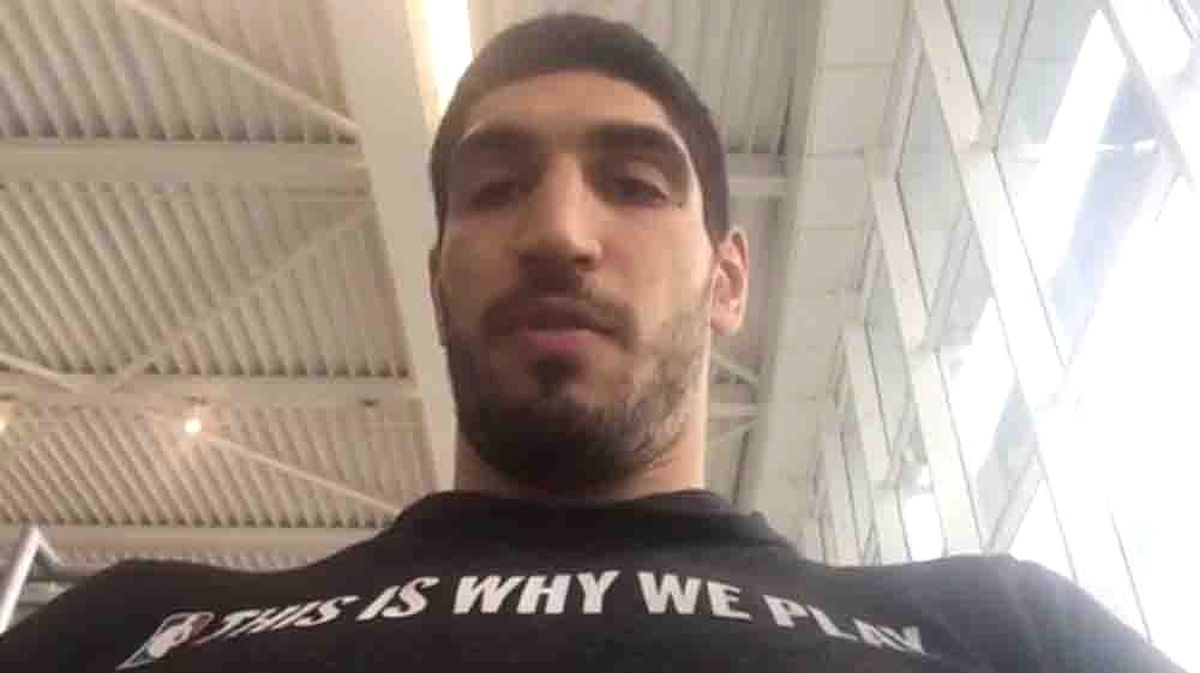 Enes Kanter\'in Pasaportuna El Konuldu