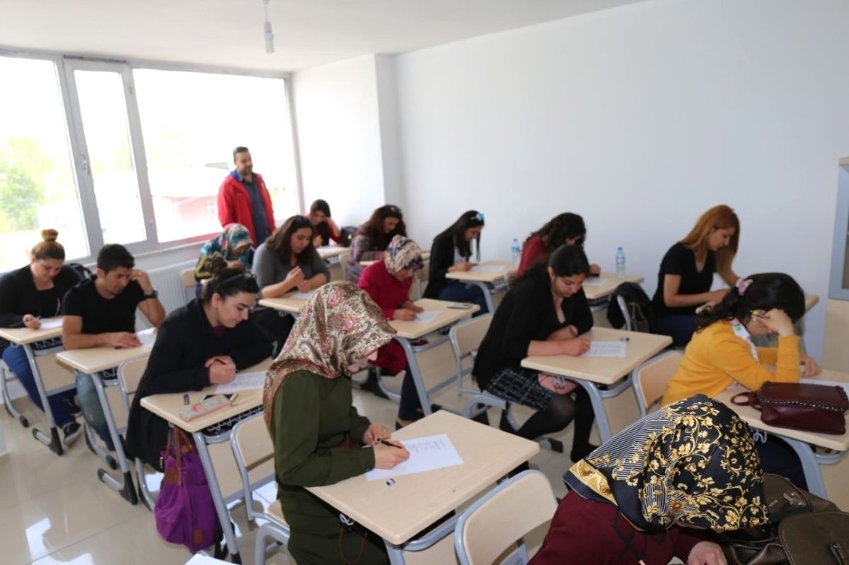 Güçlü Kadınlar Güçlü Yarınlar Projesi Devam Ediyor