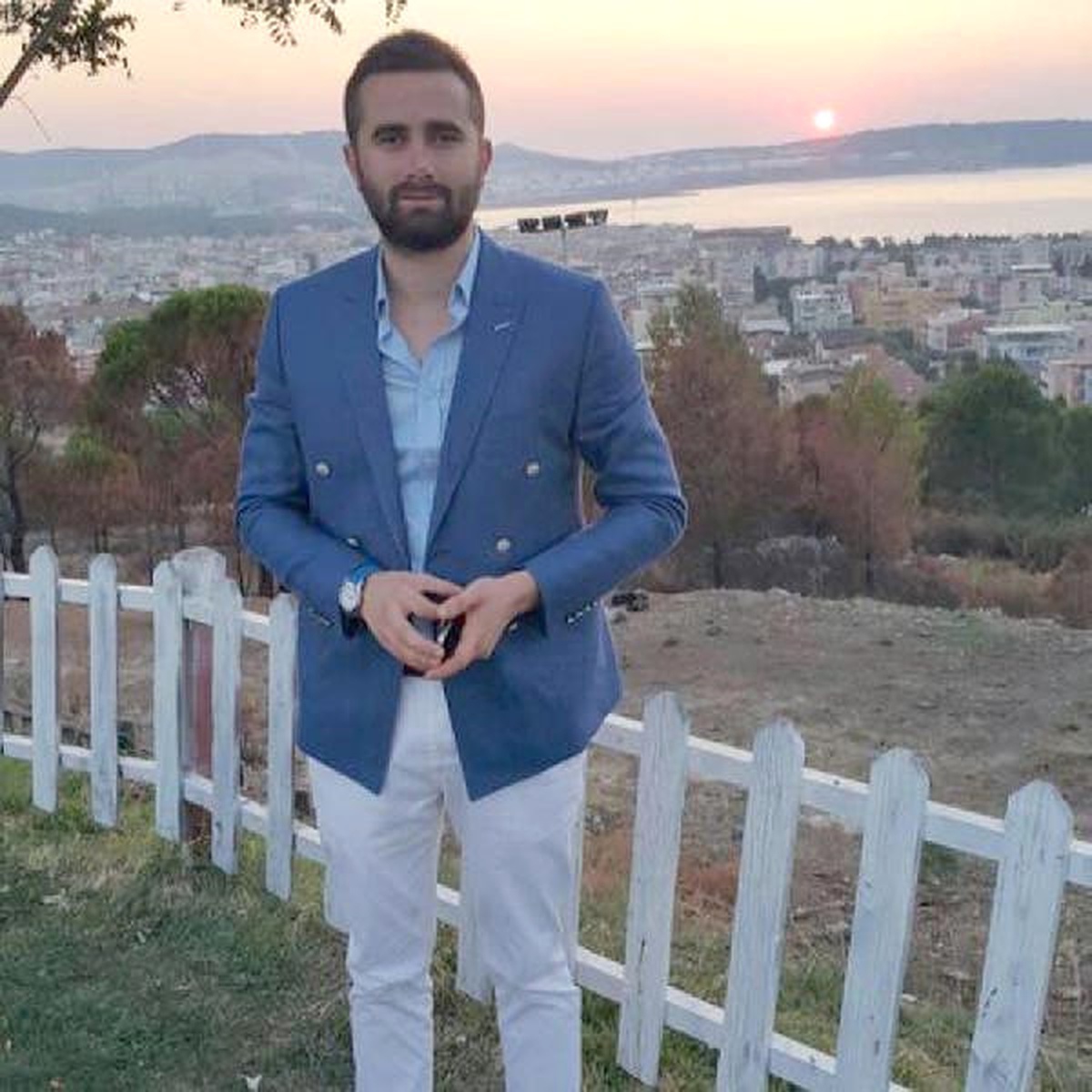 Hes\'te Suya Düşerek Sürüklenen Şantiye Şefi Öldü, İşçi Yaralandı