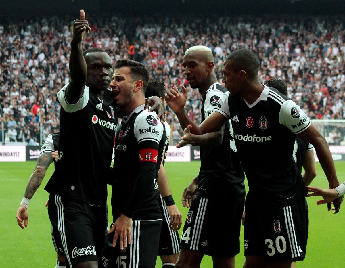Ilk Yarıda 3 Gol Var