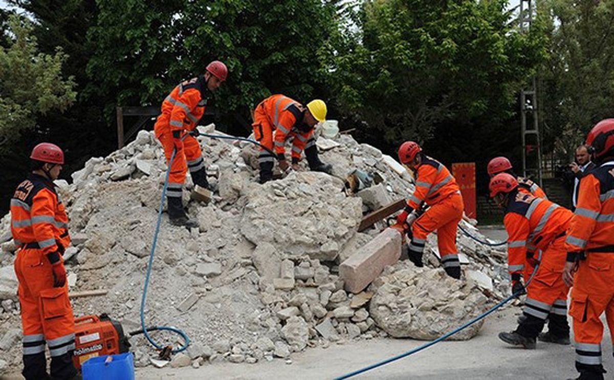 İtfaiyenin Mesleki Yeterlilik Tatbikatı