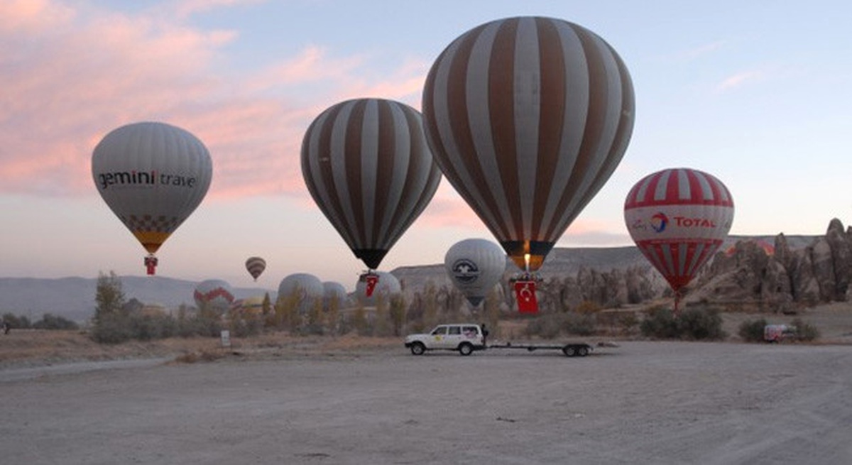 Kapadokya\'da Balon Turları 3 Gündür Yapılamıyor