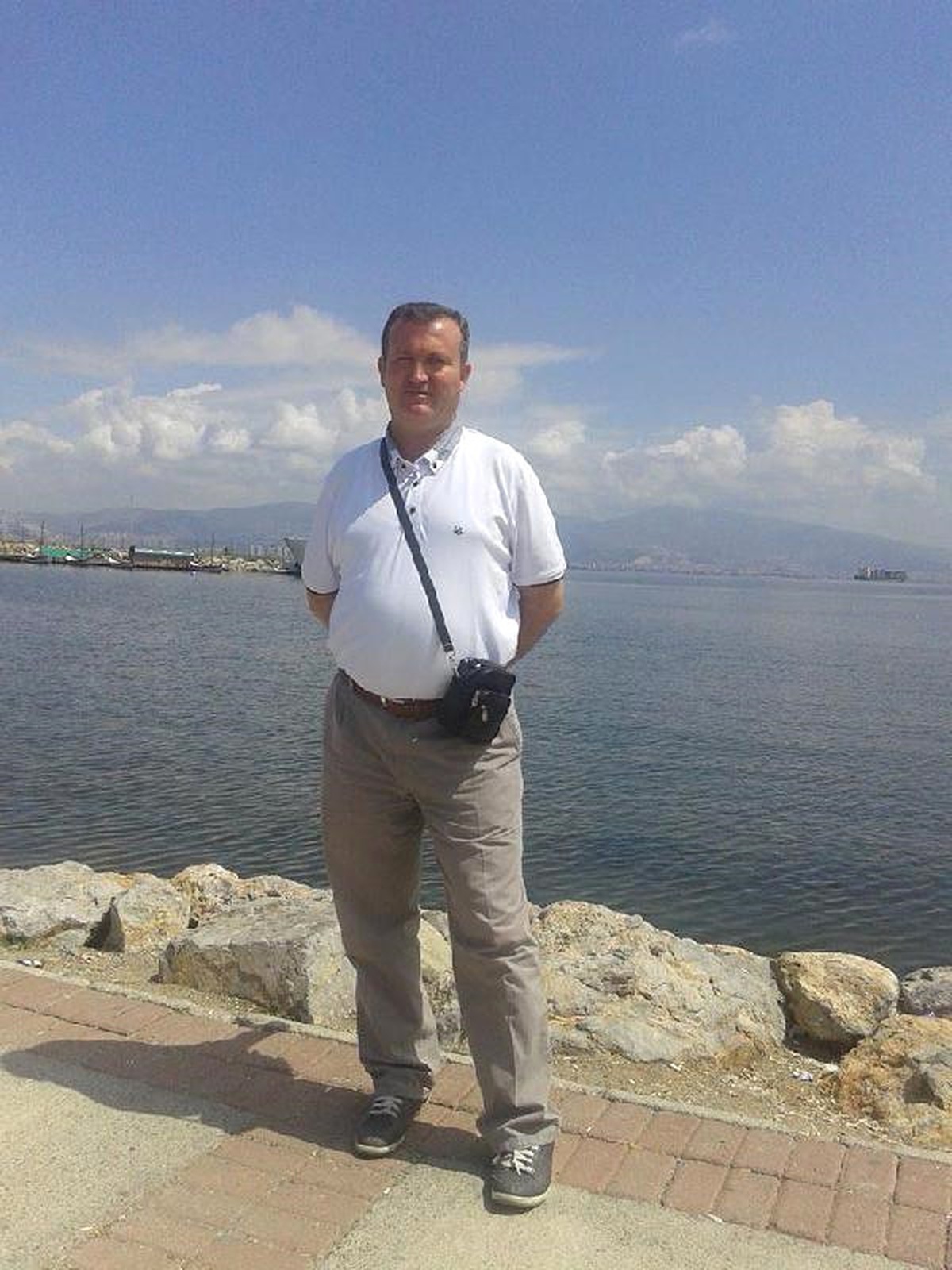 Kırmızı Işıkta Geçen Tır\'ın Çarptığı Motosikletli Öldü