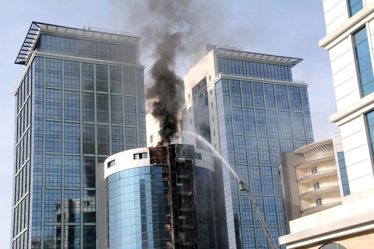 Otel Inşaatında Korkutan Yangın