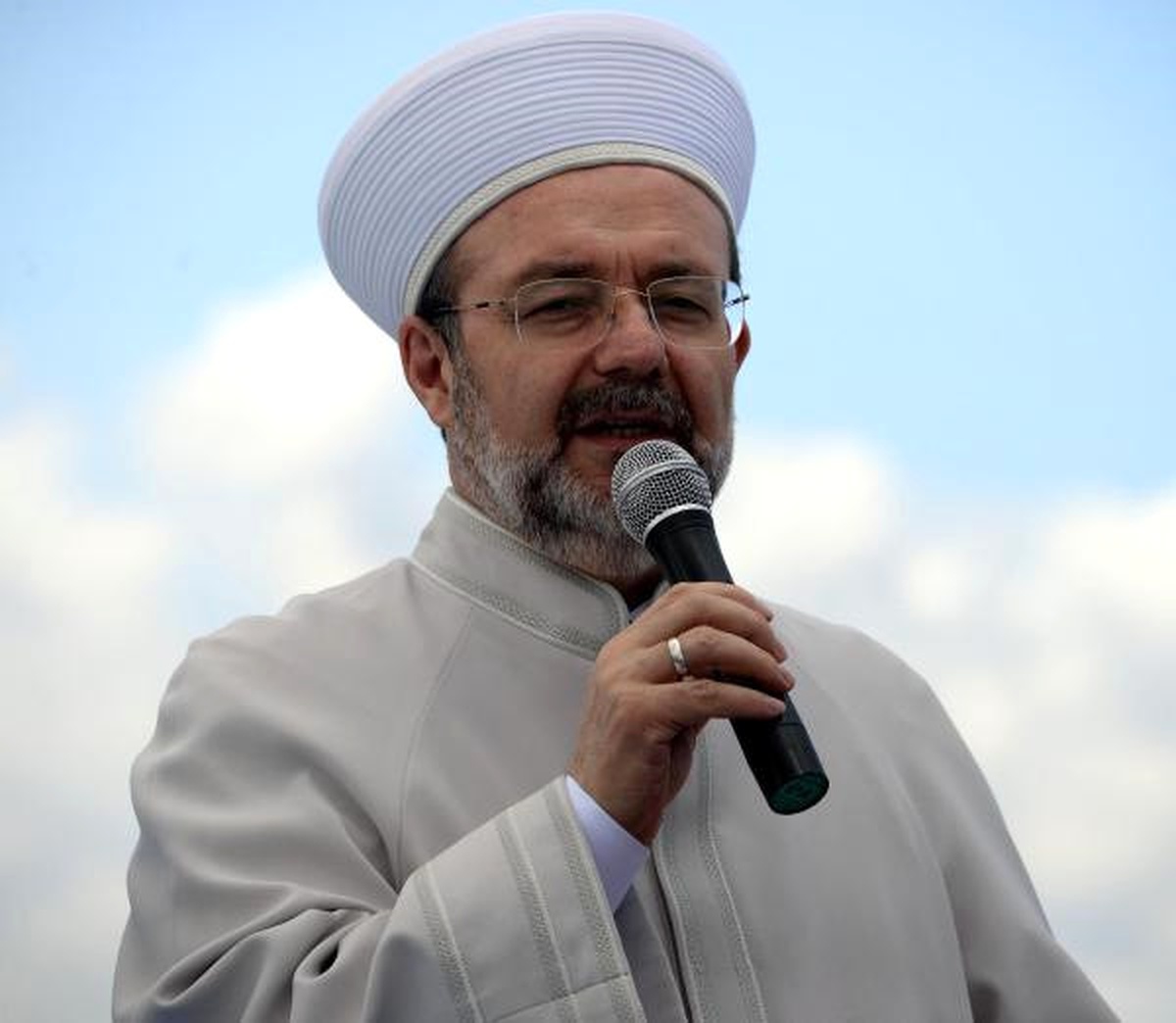 Prof. Dr. Görmez: Küresel ve Yerel Zalimler, Bu Şehrin Çocuklarını Kandırıp Dağa Götürdü