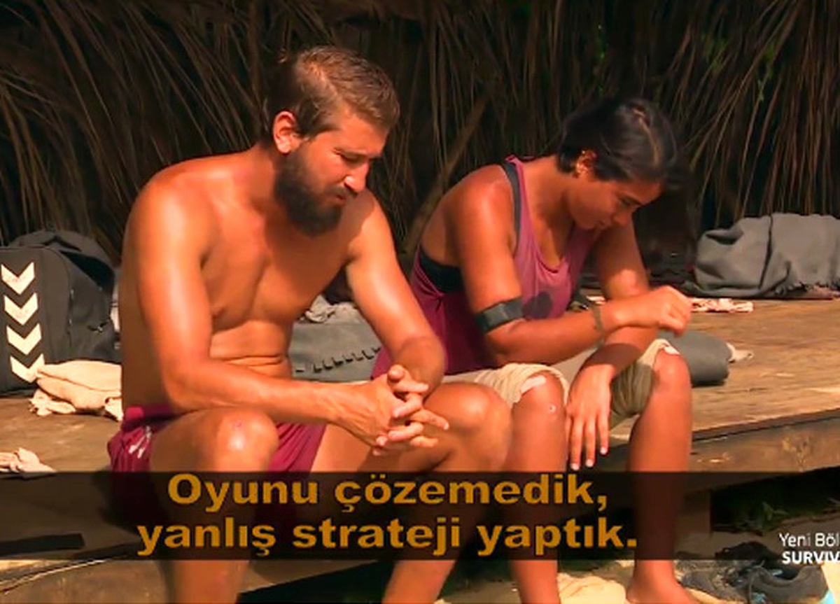 Sabriye Adem\'i Kızdırdı: \'Sen Benim Asabımı Bozmaya mı Geldin?\'