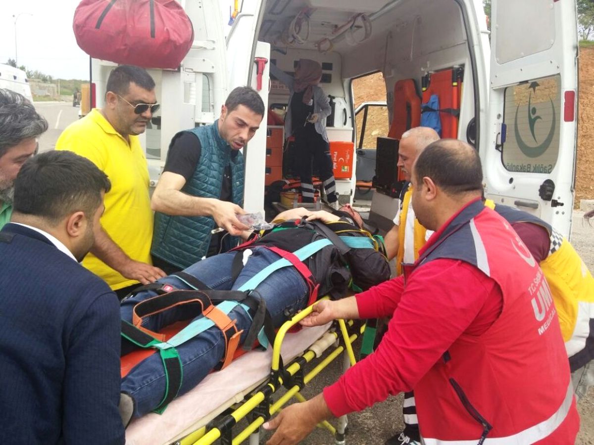 Siirt\'te Trafik Kazası: 3 Yaralı