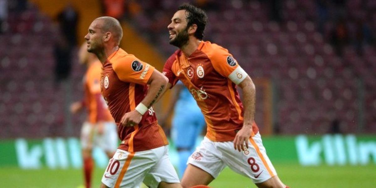 Sneijder Rekora Koşuyor!