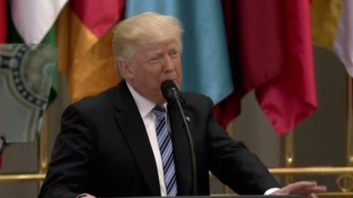 ABD Başkanı Trump, Arap İslami Amerikan Zirvesi\'nde Konuştu