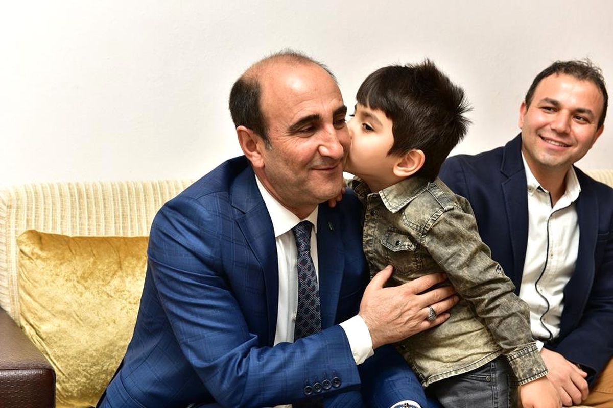 Başkan Edebali, 69 Mahallede 354 Haneyi Ziyaret Etti