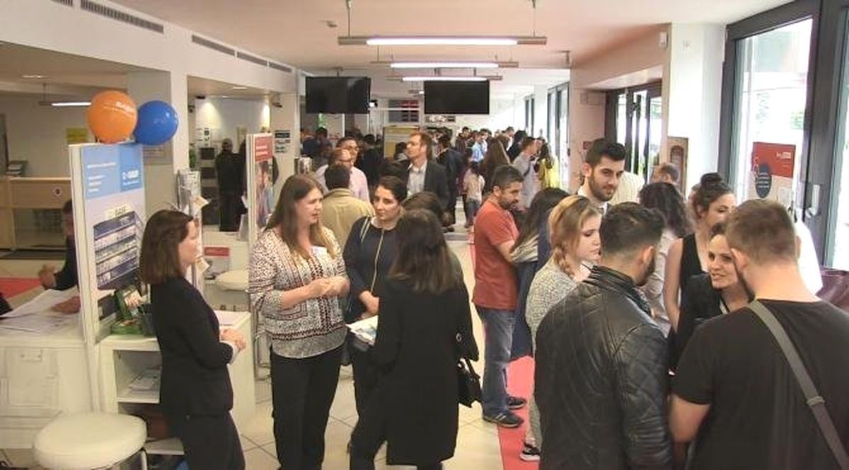 Berlin Başkonsolosluğu\'nda Türk-Alman Meslek Eğitim Fuarı Düzenlendi