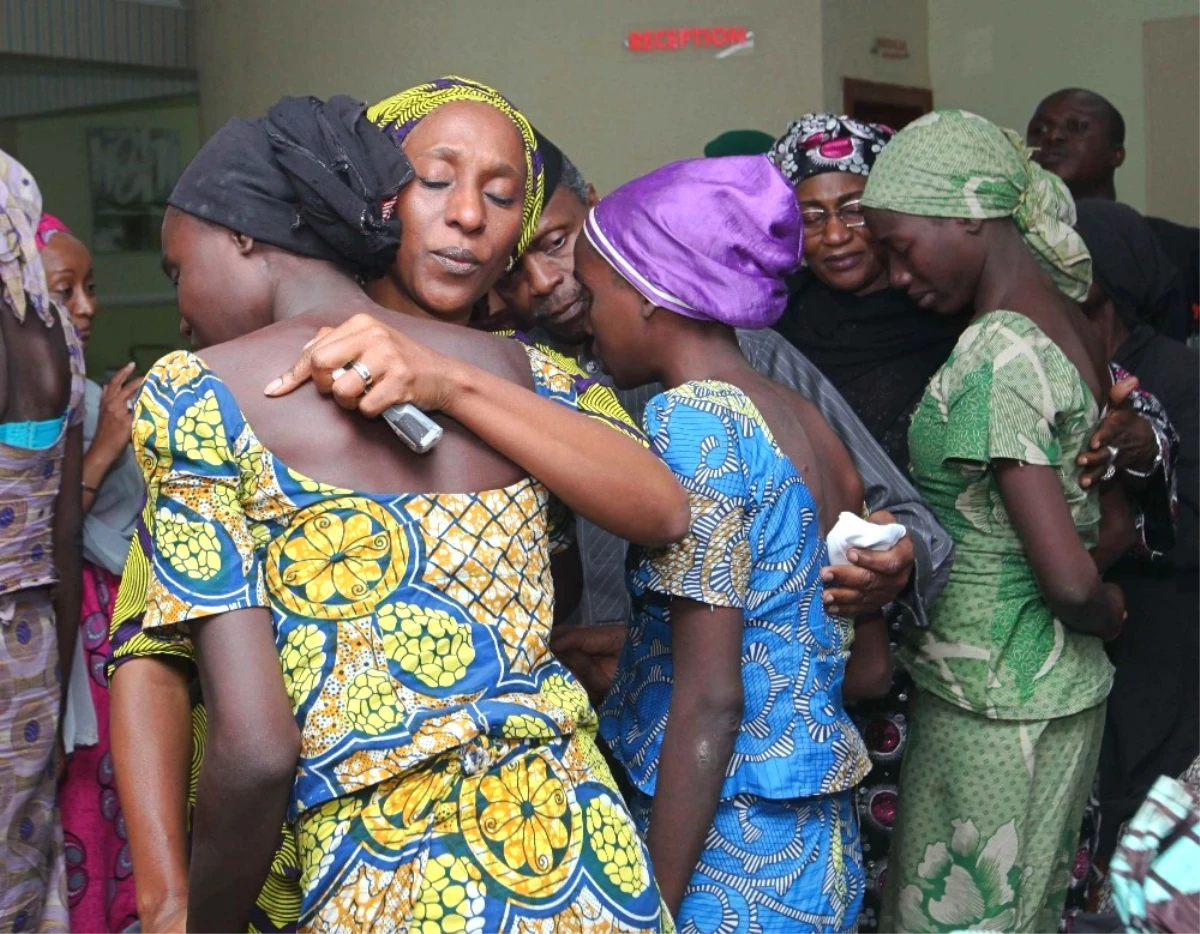 Boko Haram Tarafından Kaçırılan Genç Kızlar Ailelerine Kavuştu