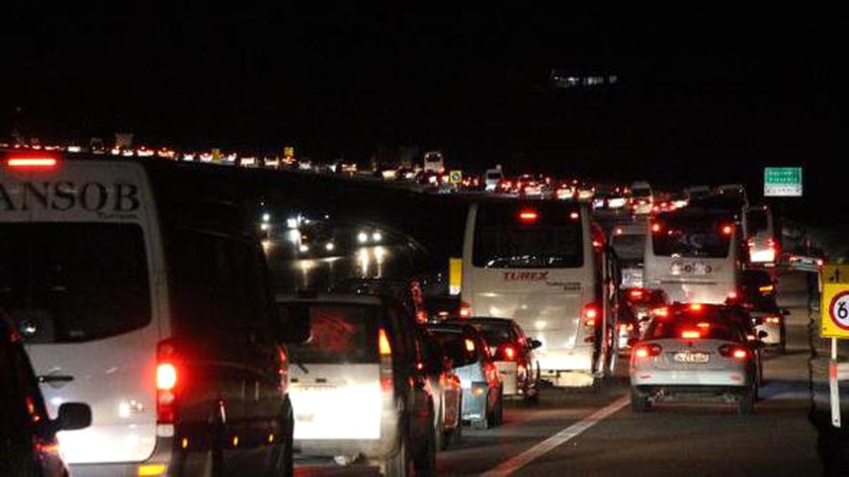 Dha Ankara - Anadolu Otoyolu\'nun Gerede Kavşağı\'nda Trafik Yoğunluğu