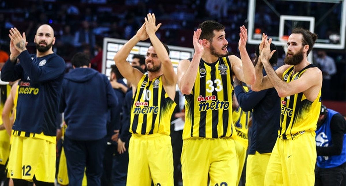 Dha İstanbul - Final Maçını Dev Ekranda İzlediler...(1)