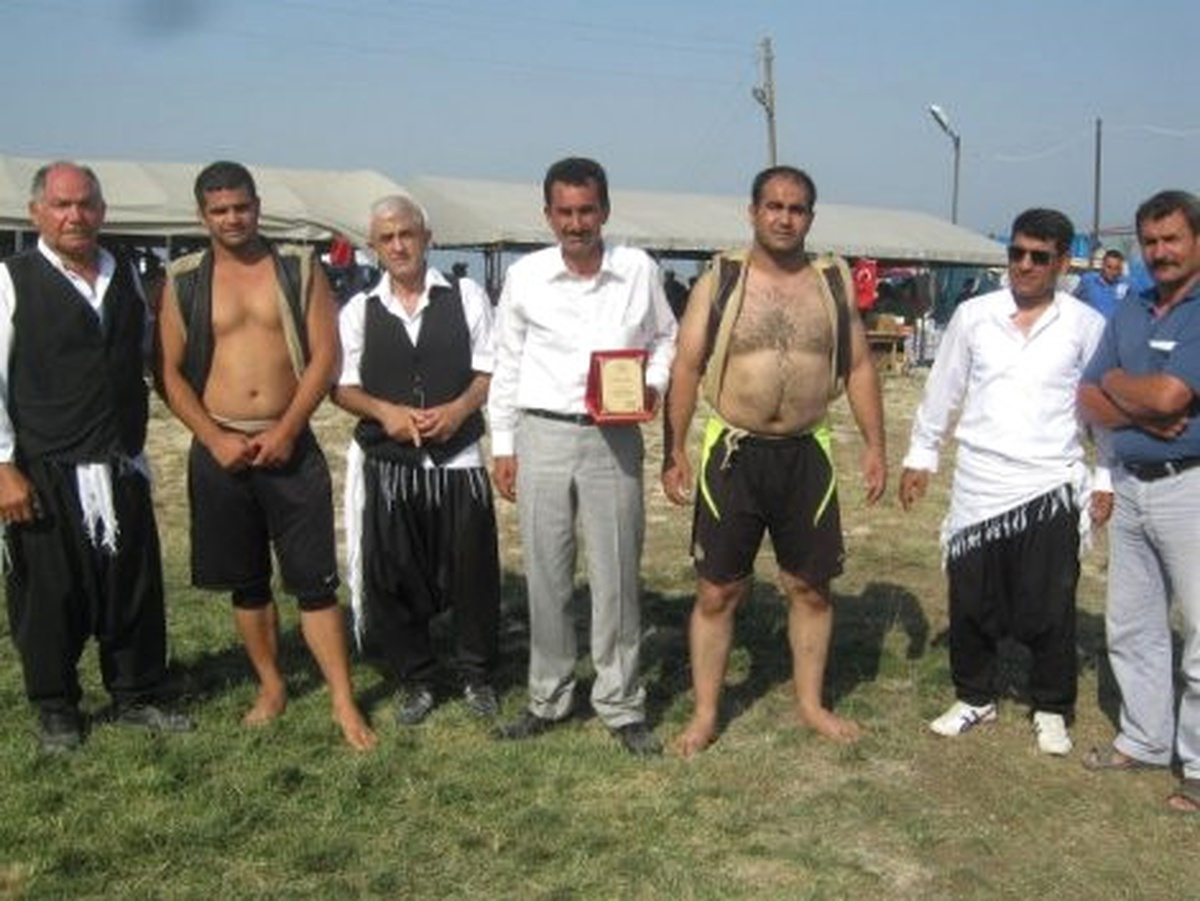 Eriklikuyu Mahallesi 17.kültür, Spor ve Aba Güreşleri Festivali