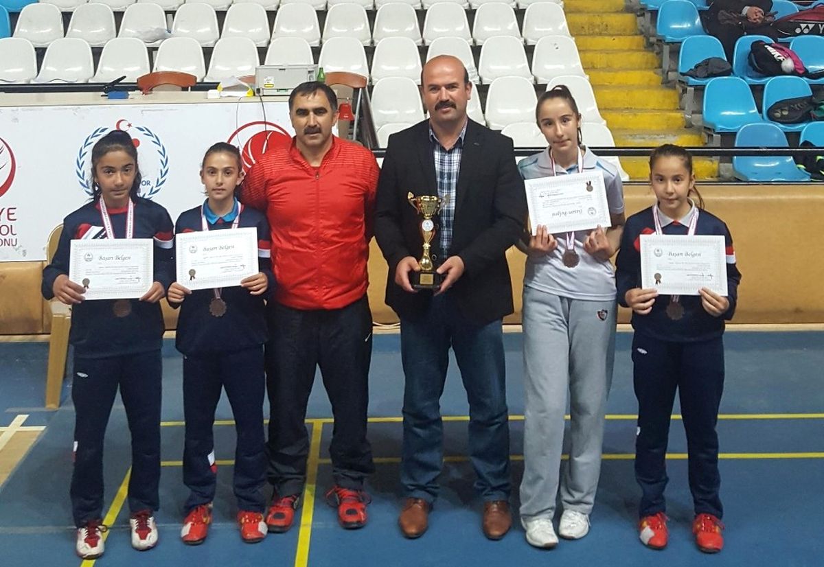 Erzincanlı Badmintoncular Türkiye Üçüncüsü Oldu